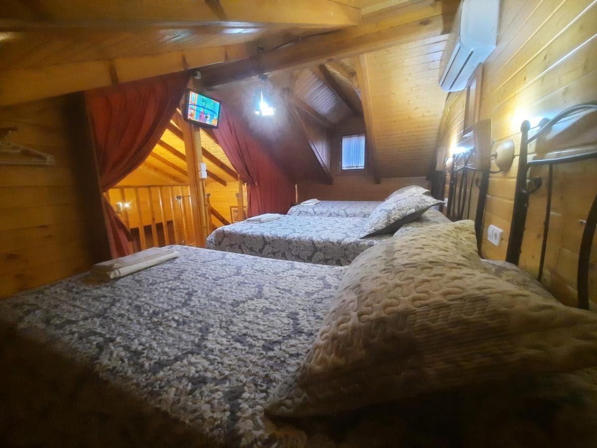 Cabanas De Madera El Rinconcillo Arroyo Frio Exteriér fotografie