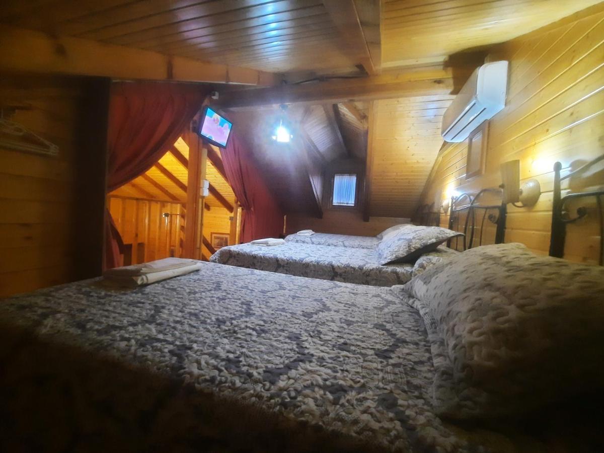 Cabanas De Madera El Rinconcillo Arroyo Frio Exteriér fotografie