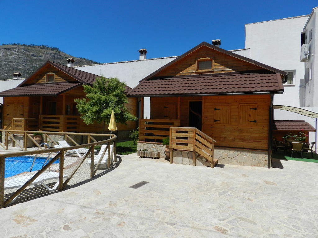 Cabanas De Madera El Rinconcillo Arroyo Frio Pokoj fotografie